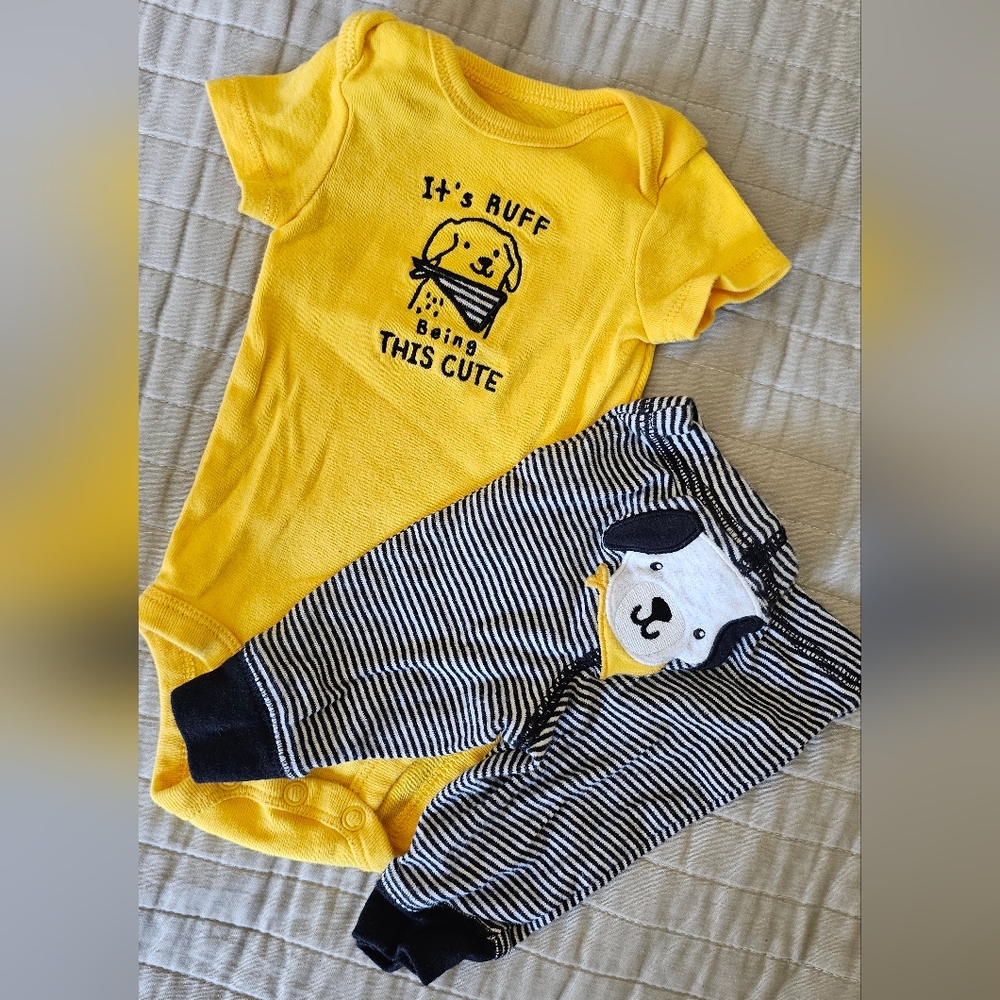 5/$15 Carter's Newborn Onesie and Pants Set, Yellow, Puppy